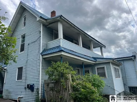 104 Willard St, Jamestown, NY 14701