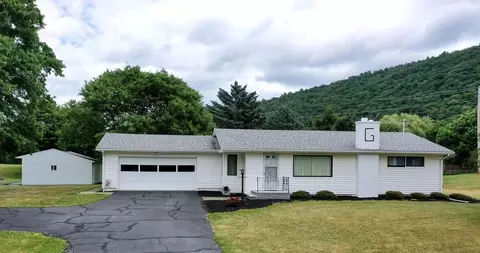 6906 Fish Hatchery Rd, Bath, NY 14810