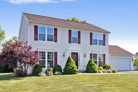 35 Shetland Cir, Chili, NY 14624