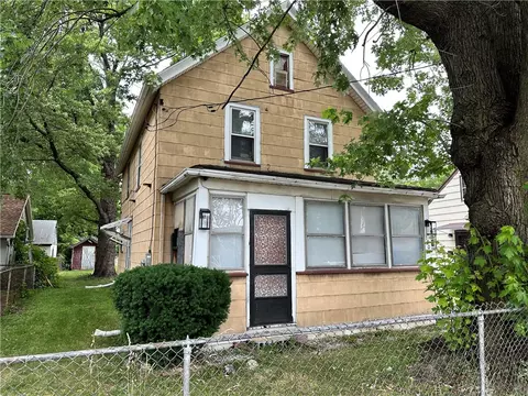 170 Handy St, Rochester, NY 14611