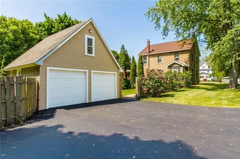 2924 Culver Rd, Irondequoit, NY 14622 photo 39