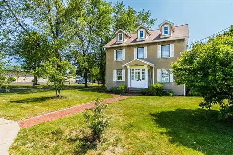 2924 Culver Rd, Irondequoit, NY 14622 photo 3