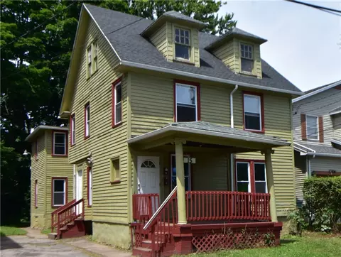 15 Saint Clair St, Rochester, NY 14611