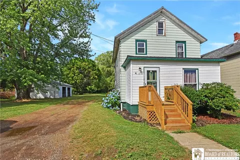13 Shaver St, Ripley, NY 14775