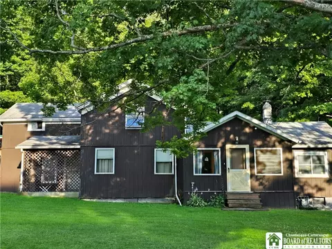 34 Water St, Andover, NY 14806
