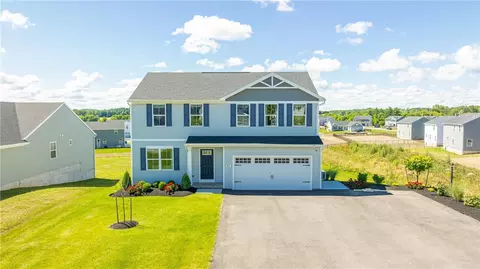 268 Mildahn Rd, Macedon, NY 14502