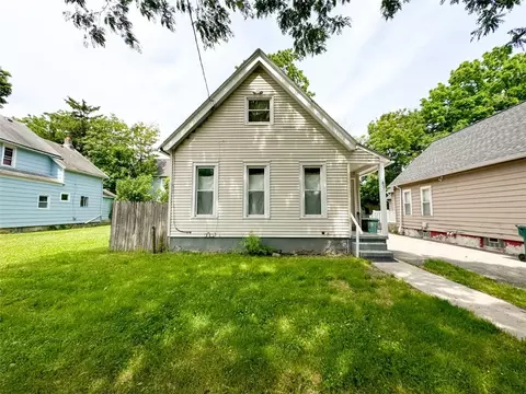 831 Exchange St, Rochester, NY 14608
