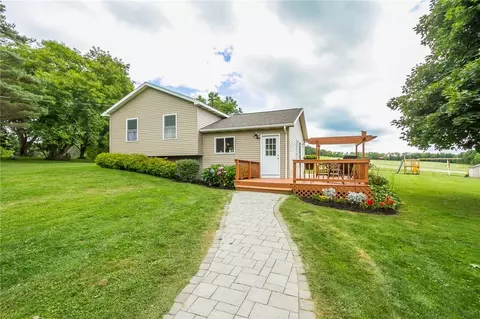 8425 Nighan Hill Rd, Richmond, NY 14471