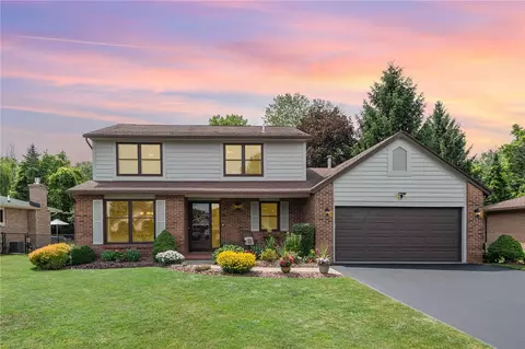 59 Chimney Sweep Ln, Greece, NY 14612