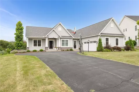 16 Escena, Pittsford, NY 14534