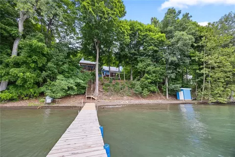 12099 E Bluff Dr, Jerusalem, NY 14478