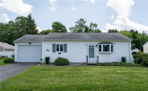32 Twin Dr, North Dansville, NY 14437