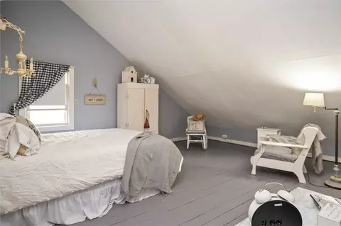 102 Mayfair Dr, Irondequoit, NY 14617 photo 30