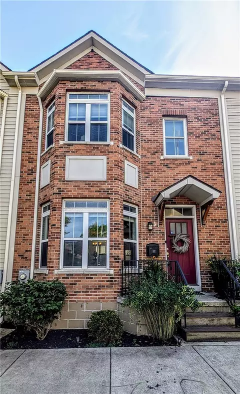 111 N Plymouth Ave, Rochester, NY 14614