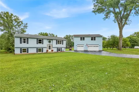 126 Carter Rd, Geneva, NY 14456