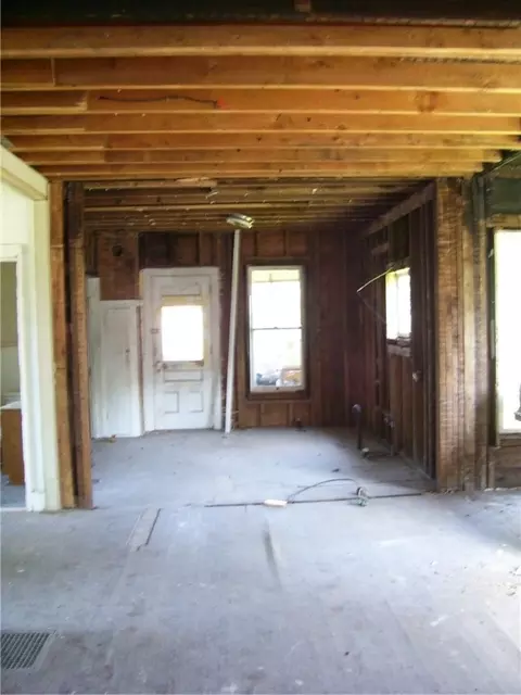 18 Monell St, Greene, NY 13778 photo 7