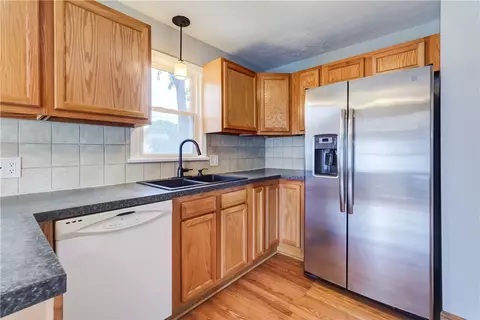 254 Heberle Rd, Irondequoit, NY 14609 photo 10