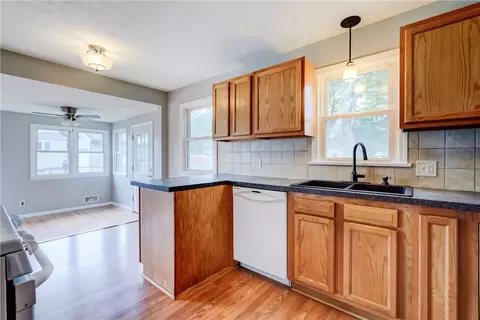 254 Heberle Rd, Irondequoit, NY 14609 photo 8