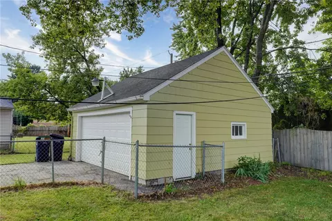 254 Heberle Rd, Irondequoit, NY 14609 photo 32