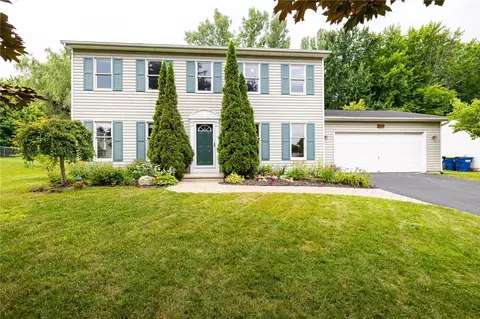 3249 Leeward Cir, Walworth, NY 14568
