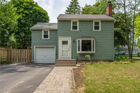 155 Farmington Rd, Rochester, NY 14609