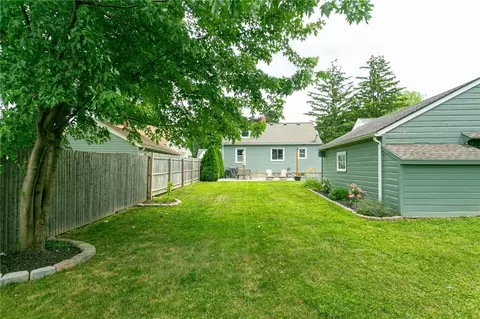 213 Walzer Rd, Irondequoit, NY 14622 photo 41