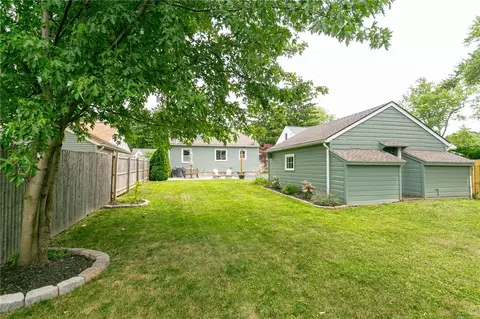 213 Walzer Rd, Irondequoit, NY 14622 photo 40