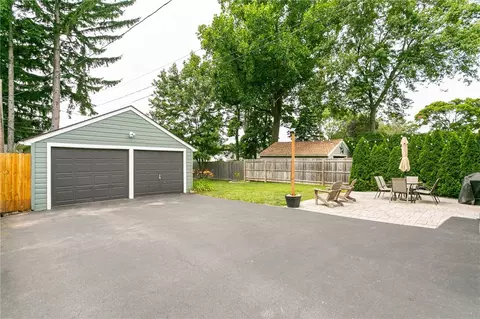 213 Walzer Rd, Irondequoit, NY 14622 photo 38