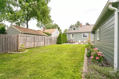 213 Walzer Rd, Irondequoit, NY 14622 photo 43
