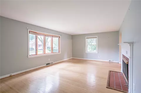 41 Parkside Cres, Irondequoit, NY 14617 photo 7