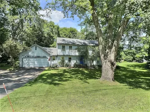 310 Garnsey Rd, Perinton, NY 14534