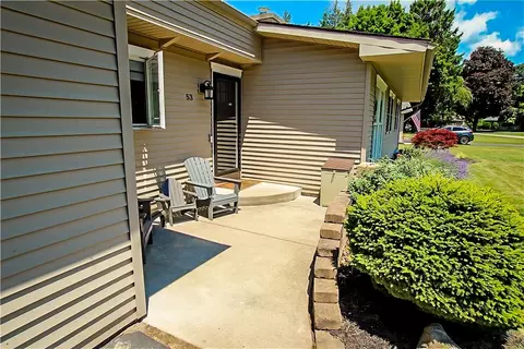 53 White Village Dr, Rochester, NY 14625