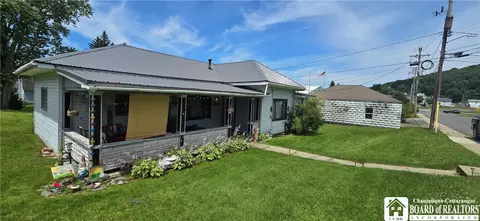 1 S Bennett St, Eldred, PA 16731 photo 2