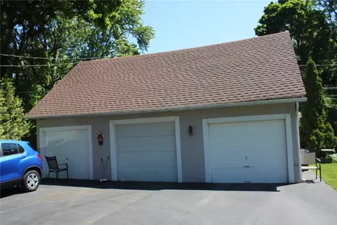 3302 Culver Rd, Irondequoit, NY 14622 photo 49