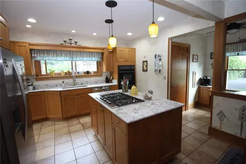 3302 Culver Rd, Irondequoit, NY 14622 photo 8