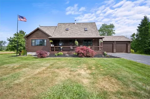 4440 Brick Schoolhouse Rd, Hamlin, NY 14464