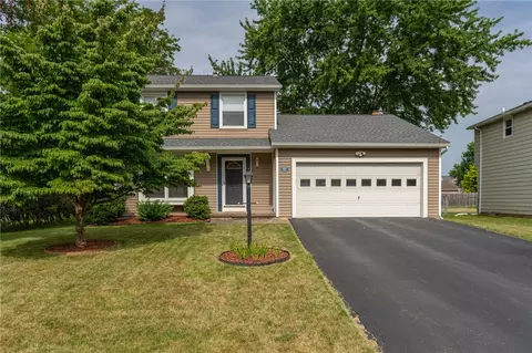 87 Woodsmeadow Ln, Rochester, NY 14623
