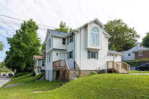 4944 Saint Paul Blvd, Irondequoit, NY 14617