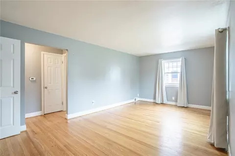 229 Brockley Rd, Irondequoit, NY 14609 photo 8