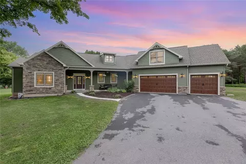 698 Herman Rd, Webster, NY 14580