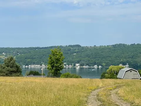 2447 Bath Rd, Milo, NY 14527