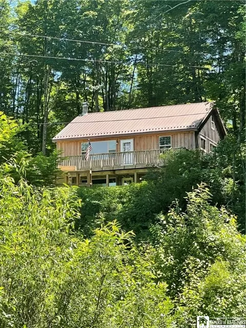 2001 Phillips Brook Rd, Randolph, NY 14772
