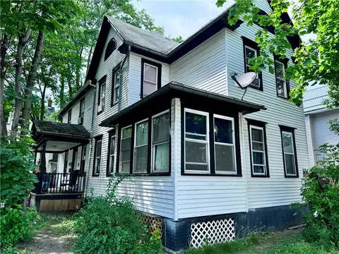 290 Avenue D Ave, Rochester, NY 14621