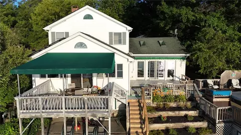 4625 Whites Pt, Geneva, NY 14456