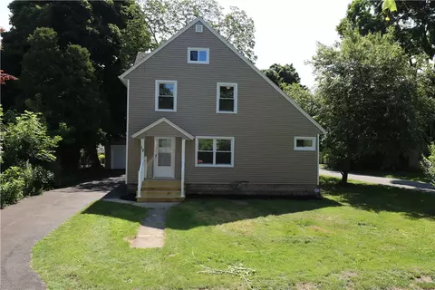 12 Sea View Ave, Irondequoit, NY 14622
