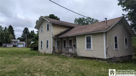 162 English St, Jamestown, NY 14701