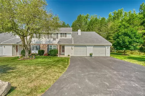 3 Salmon Run # C, Parma, NY 14468