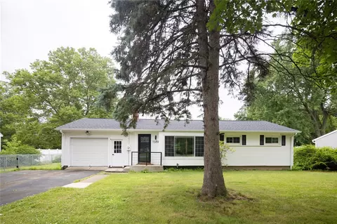 1589 Scribner Rd, Penfield, NY 14526