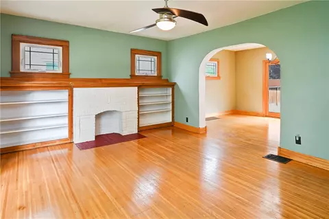 236 Barry Rd, Irondequoit, NY 14617 photo 5