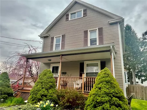 31 Grant Ave, Geneva, NY 14456